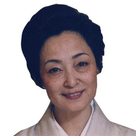 岩崎峰子