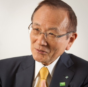 スーパーホテル会長山本氏