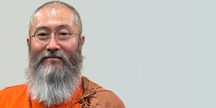 実験寺院寳幢寺（ほうどうじ）　僧院長／僧侶・思想家　松波龍源氏